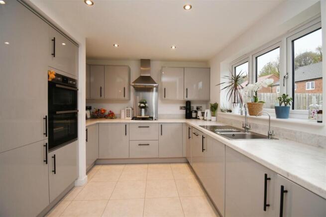 Kitchen / Diner