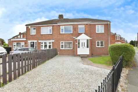 Bernadette Avenue, Hull
