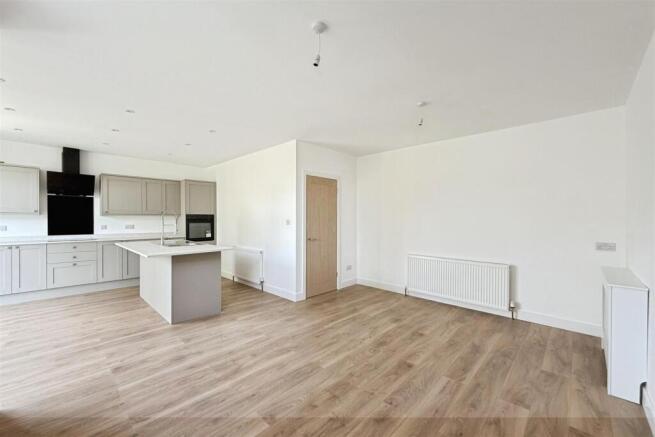 Open plan kitchen / dining room
