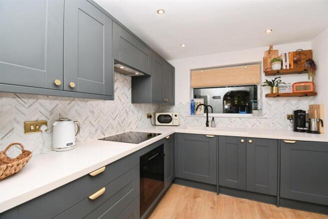 83dc7dc3-U 20 2859 29.JPG