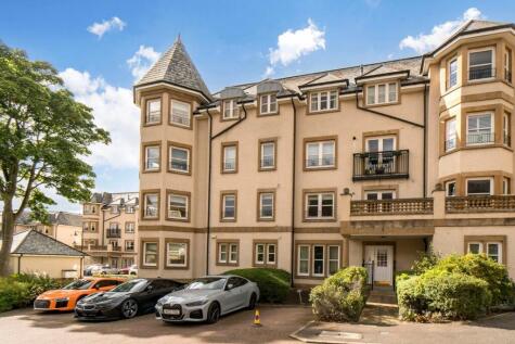 Rattray Drive, Edinburgh, EH10