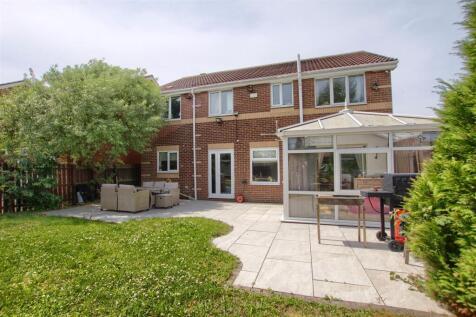 Whernside Crescent, Ingleby Barwick