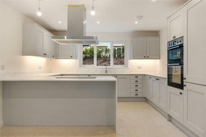 Plot 5 - Kitchen