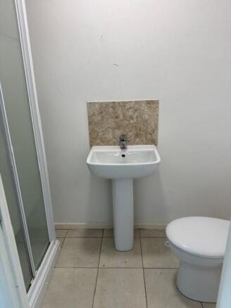 Room let c