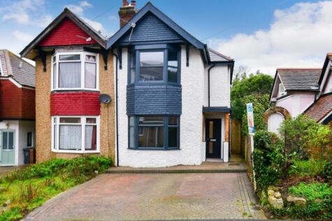 East Cowes - 3 bedroom semi-detached house