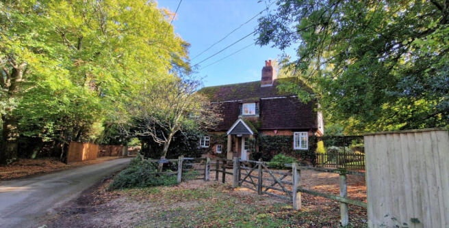 3 bedroom Detached Character Cottage