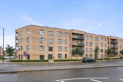 6 Hamilton Mead, Harrow