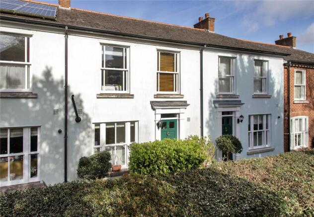 9 Priory Gardens