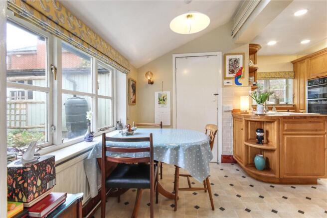 Kitchen/Breakfast