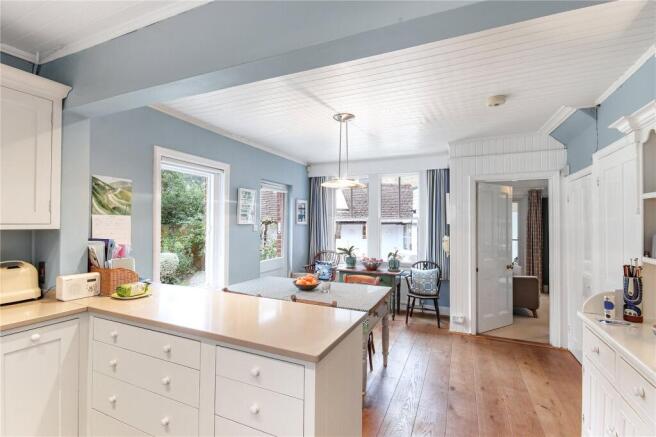 Kitchen/Breakfast