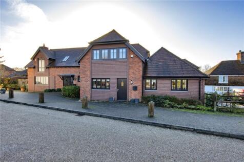 The Coomes, Rye Road, Sandhurst, Kent, TN18
