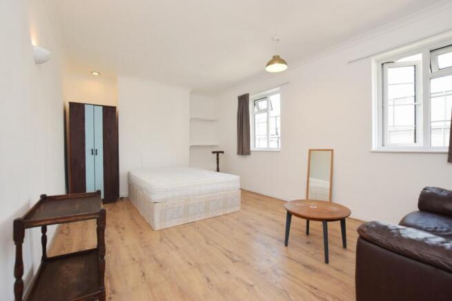 Bedroom (2)