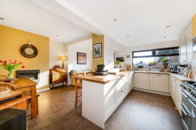 LIVING DINING KITCHEN