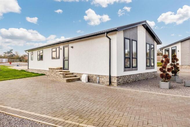 Driveway/ External