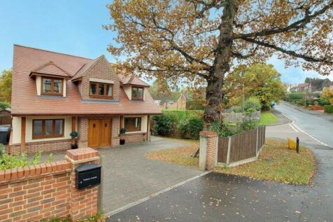 Tolmers Avenue, Cuffley