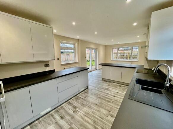 Kitchen/Dining Room