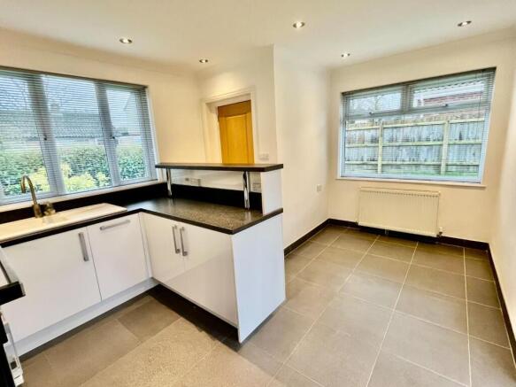 Kitchen/Dining Room