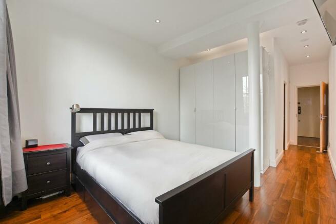 2 Bedroom Flat To Rent In Bartholomew Square Old Street