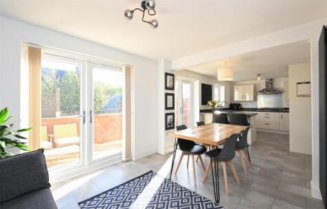 Bluebell Way, Tutbury, Burton-On-Trent