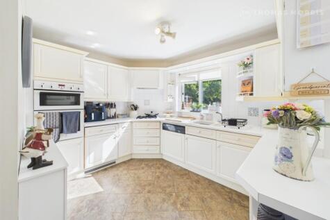 Pitfield Close, Fenstanton, Huntingdon, PE28