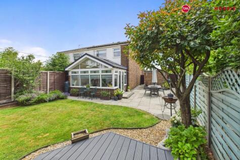 Gainsborough Avenue, Eaton Ford, St. Neots, Cambridgeshire, PE19