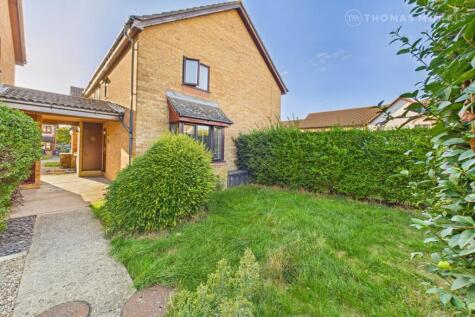 Lindisfarne Close, Eynesbury, Cambridgeshire, PE19