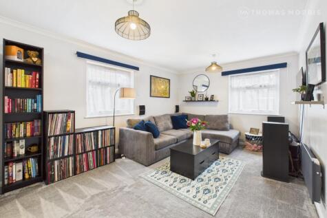 Cambridge Street, St. Neots, Cambridgeshire, PE19