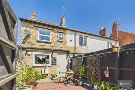 Manor Road, Brackley, NN13