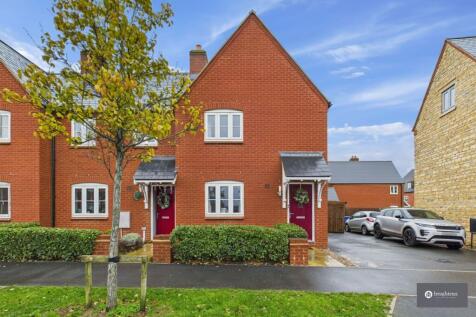 Juno Crescent, Brackley, NN13