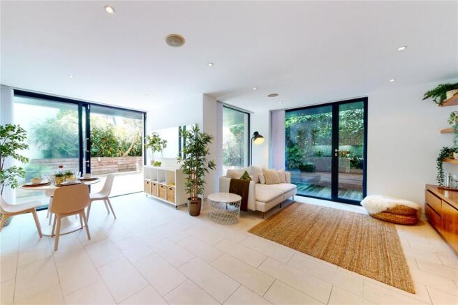 Kitchen/Reception
