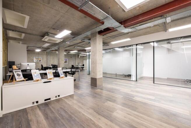 HiRes 4345 East Smithfield10.jpg