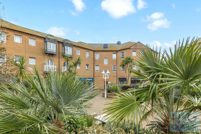 Portside Flat 2-0...