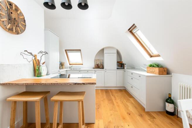 Kitchen_1.jpg