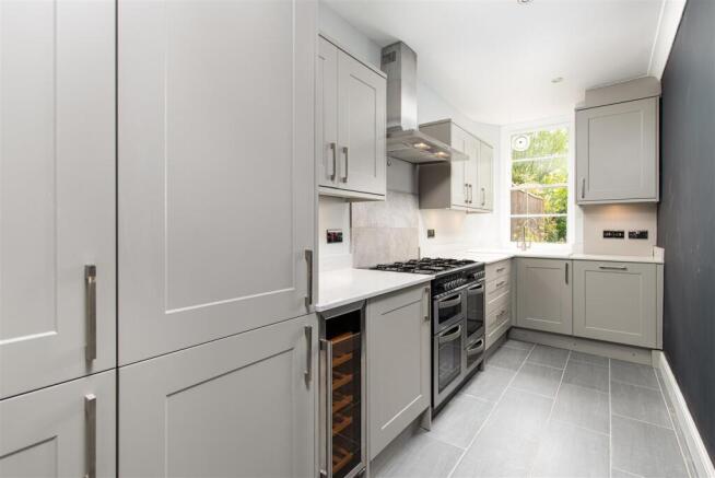 Kitchen_1.jpg