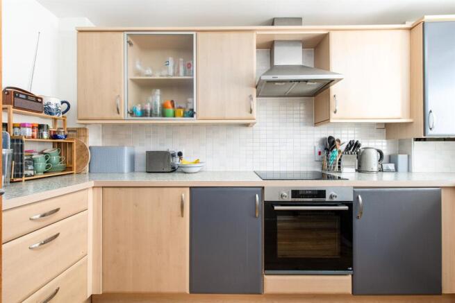 Kitchen_2.jpg