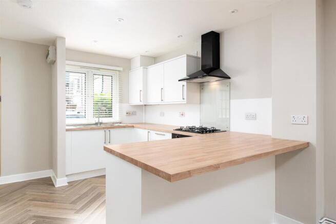 Kitchen_1.jpg