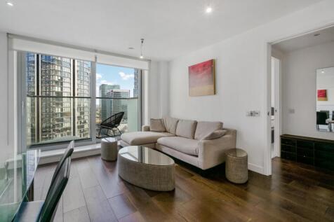 Pan Peninsula Square, London, E14 