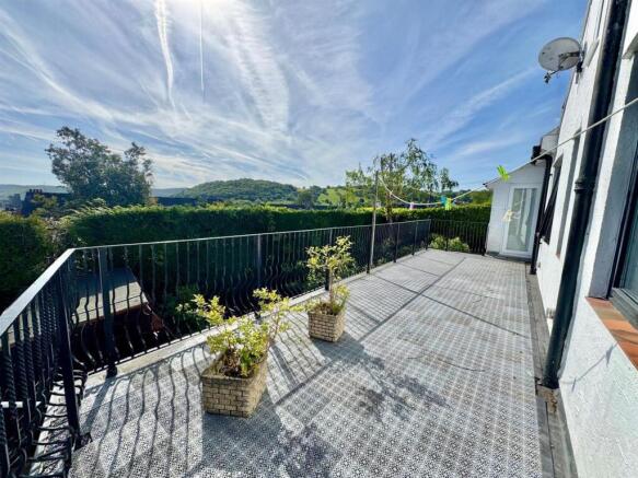 PHOTO-2025-05-26-22-38-19 (28).jpg