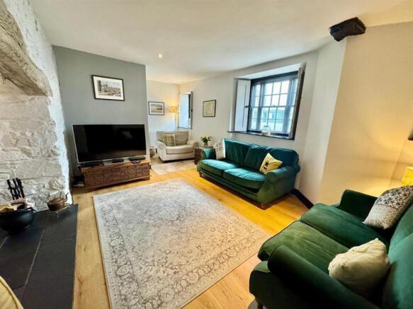 PHOTO-2025-10-11-10-18-39 (29).jpg