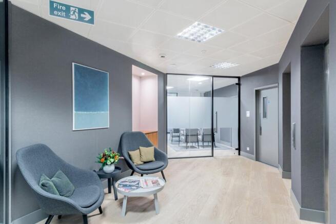 sentinelhousemaryleboneofficetoletwaitingarea.jp