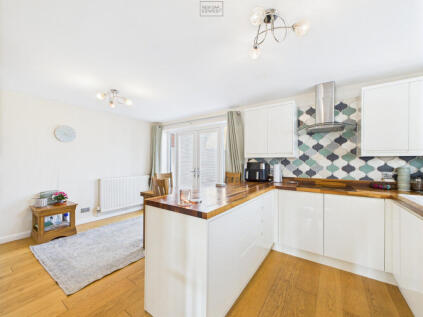 Deerpark Crescent, Wingerworth, S42