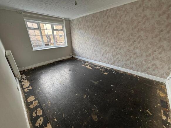 WhatsApp Image 2025-09-05 At 12.02.35  4  T202509051349.jpeg