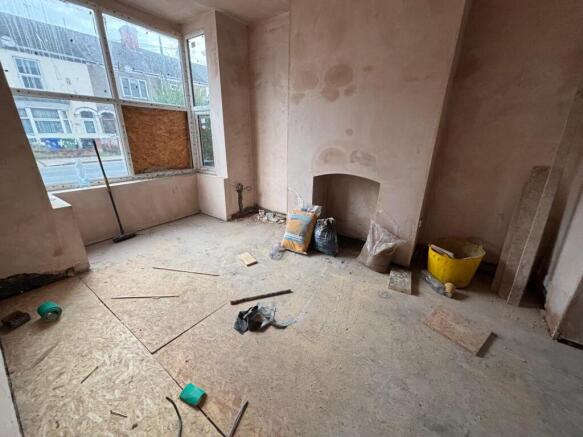 WhatsApp Image 2025-09-30 At 08.36.09 4 T202510021514.jpeg