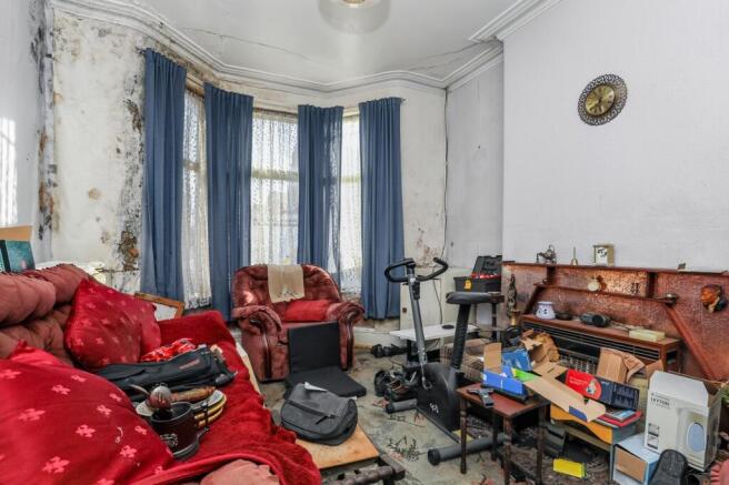 20251030054734 130A0948 P9lMP T202510301027.jpg