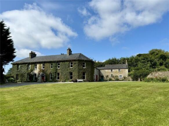 Donaguile House