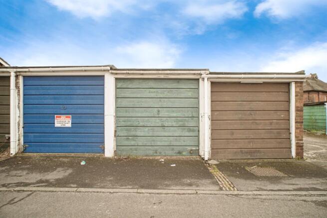 Garage En-Bloc
