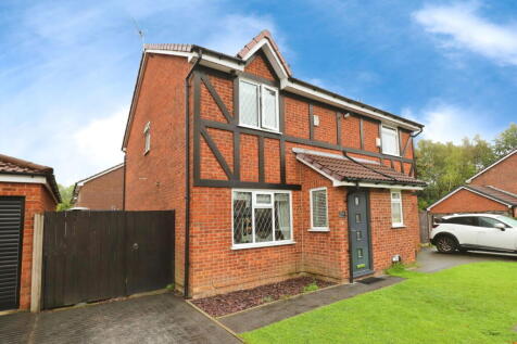 Whitefield Road, Bury, BL9 9PL