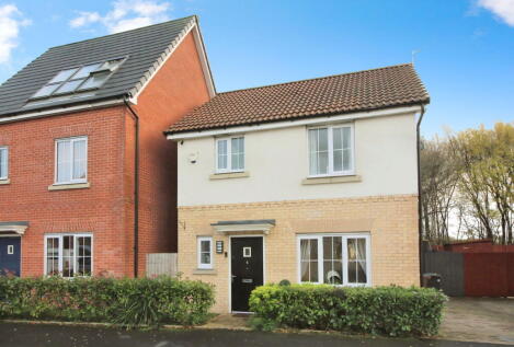 Fustian Avenue, Heywood, Greater Manchester, OL10 3FN