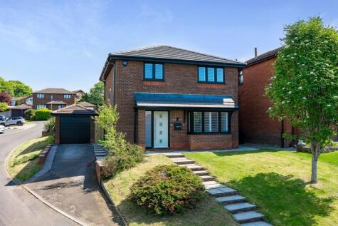 Kensington Drive, Horwich, BL6 | Stunning 4-Bed Family Home with Rear Extension & High-End Finish