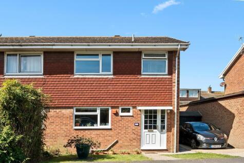 Hythe Crescent, Seaford, East Sussex, BN25 3TZ